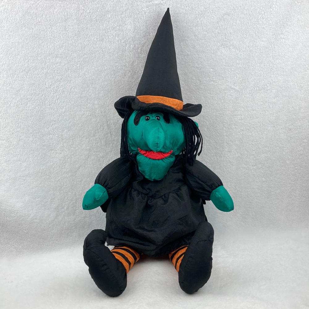 VTG 1995 Four Star International Nylon Puffy Witch Plush Stuffed Toy 26”